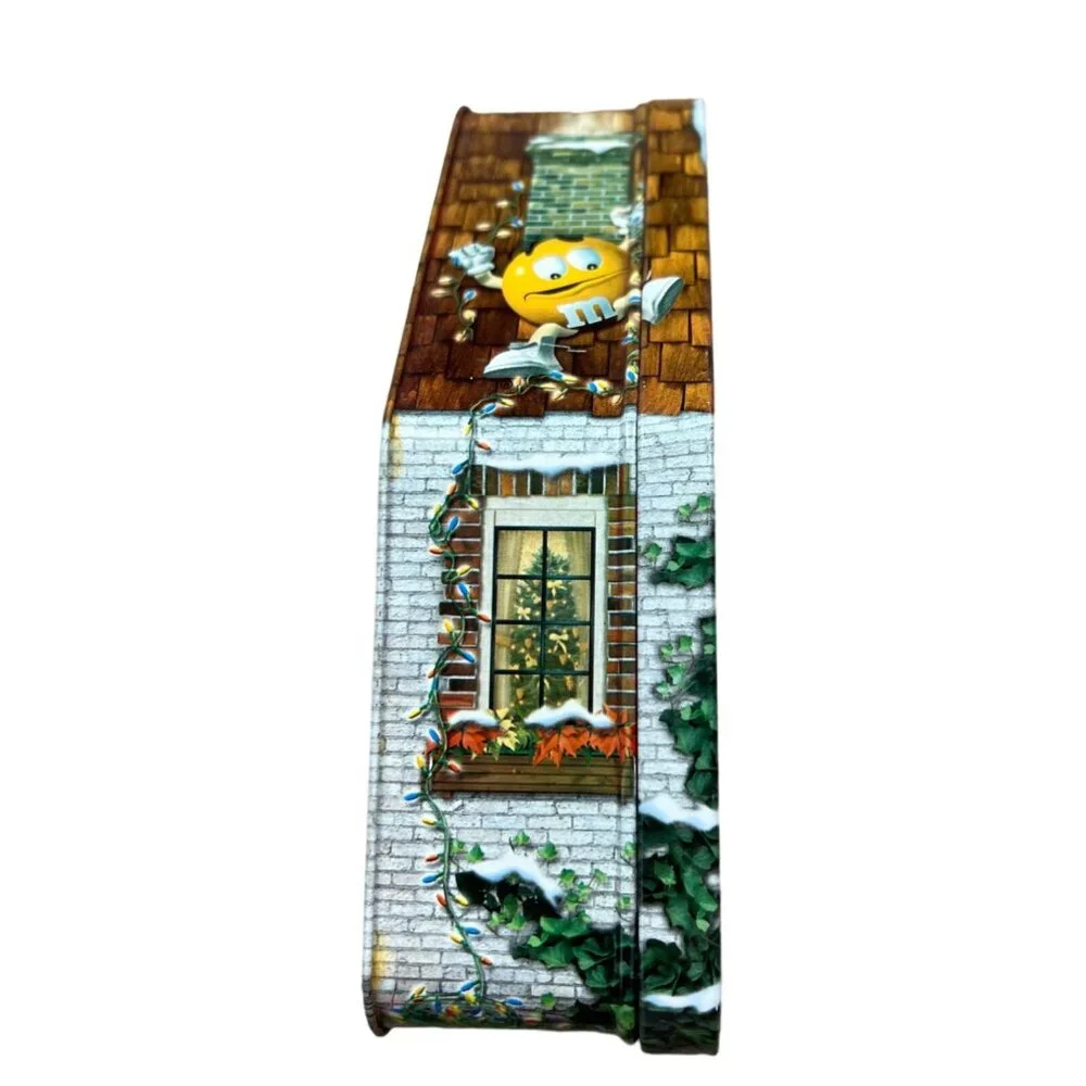 M&M Christmas Village Tin Canister 2002 Tea House Ye Olde Inn